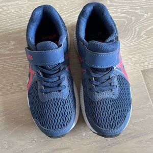 Kids ASICS Contend size K13